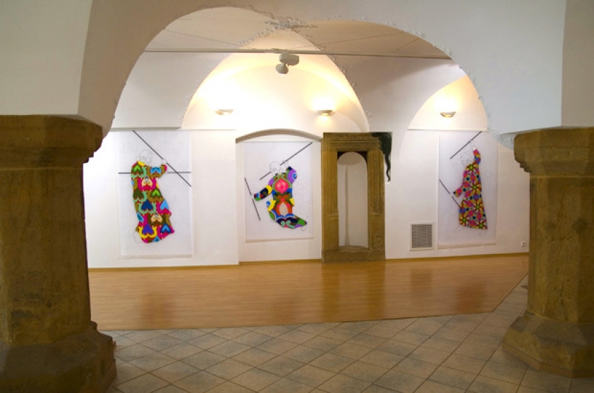 https://ftp.mirunadragan.com/files/gimgs/th-14_4installation_view.jpg